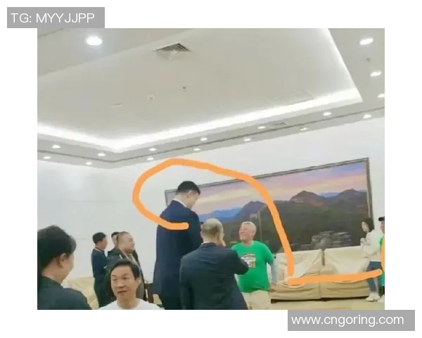 赵本山与姚明首次见面引发热议两位巨星的跨界交流令人期待